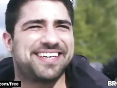 BROMO - Twink gets spitroasted by 2 big cock